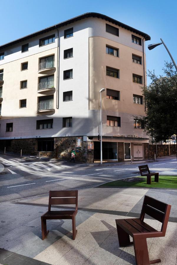 Aparthotel Iceberg Sant Julià de Lòria المظهر الخارجي الصورة
