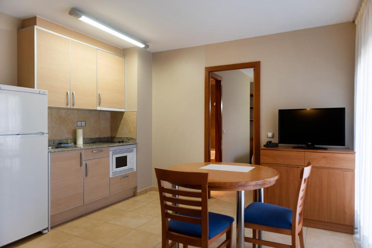 Aparthotel Iceberg Sant Julià de Lòria المظهر الخارجي الصورة