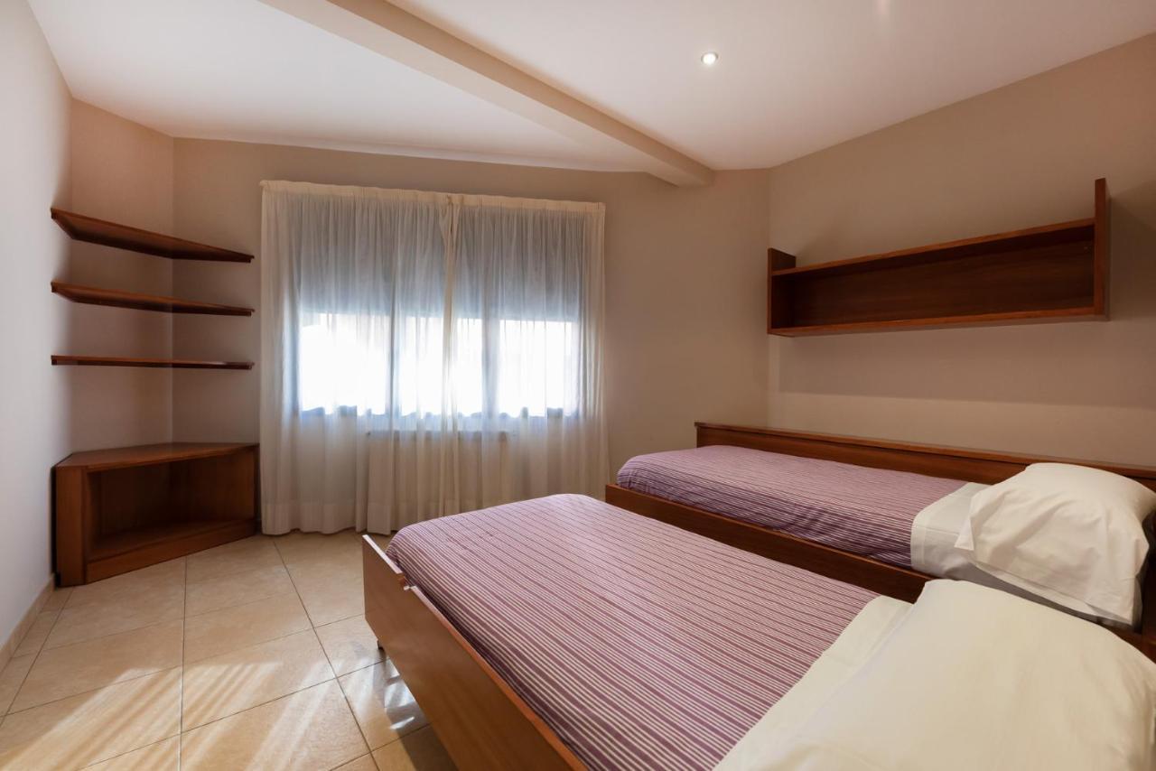 Aparthotel Iceberg Sant Julià de Lòria المظهر الخارجي الصورة