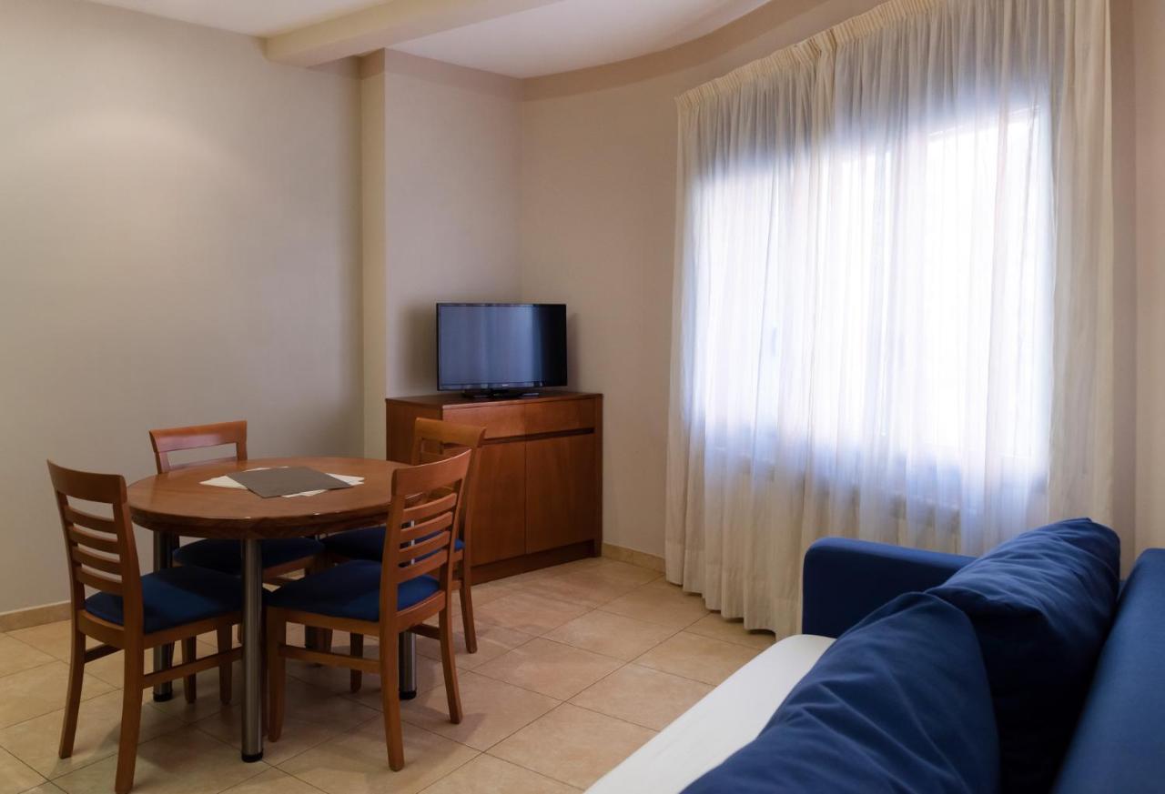Aparthotel Iceberg Sant Julià de Lòria المظهر الخارجي الصورة